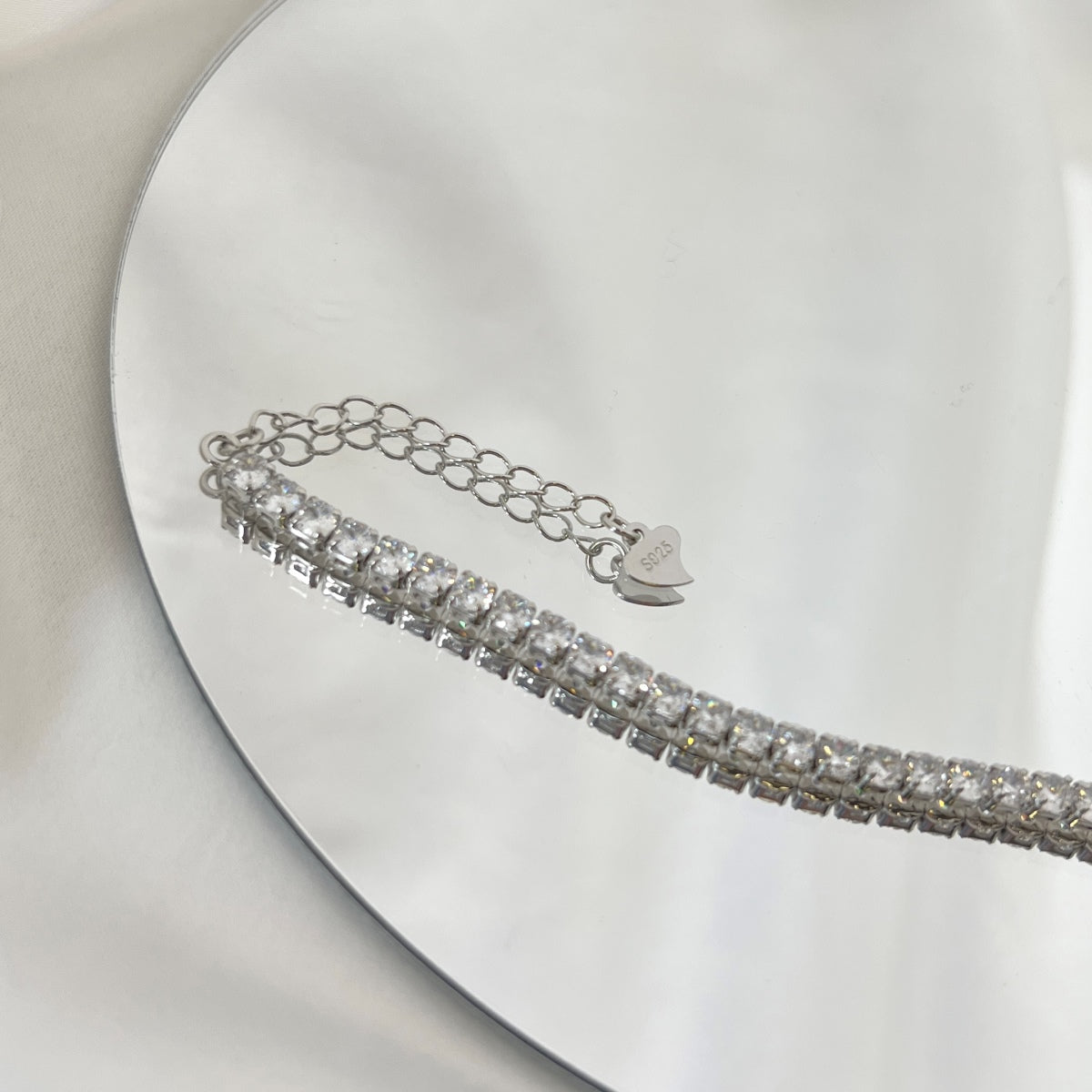 [Lora-Jewelry] Bracelet quotidien scintillant à taille ronde