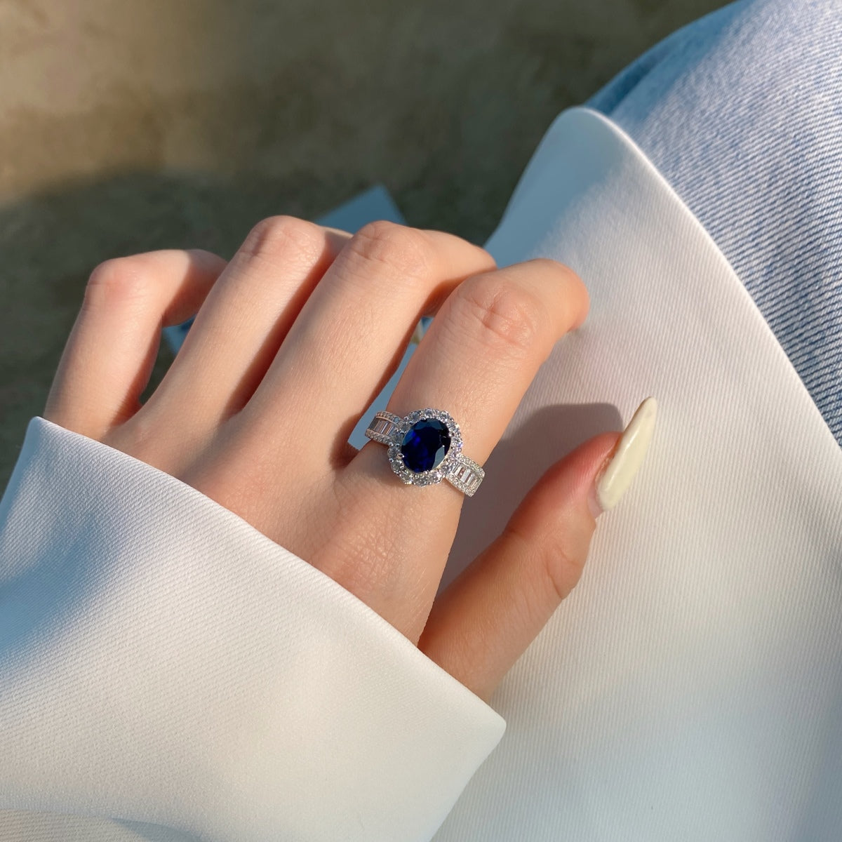 [Lora-Jewelry] Bague de banquet éblouissante et charmante de 1,5 carat à taille ovale