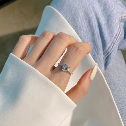 [Lora-Jewelry] Bague d'amoureux taille cœur éblouissante et brillante de 2,0 carats