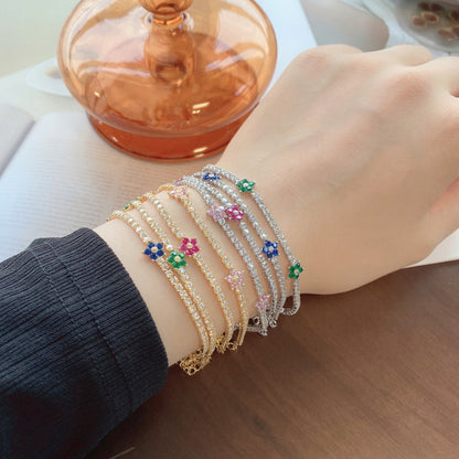 [Lora-Jewelry]Sparkling Flower Shape Tennis Bracelet