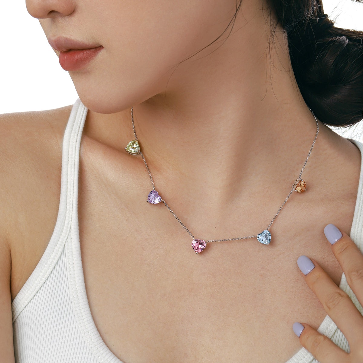[Lora-Jewelry] Collier scintillant en forme de cœur coloré