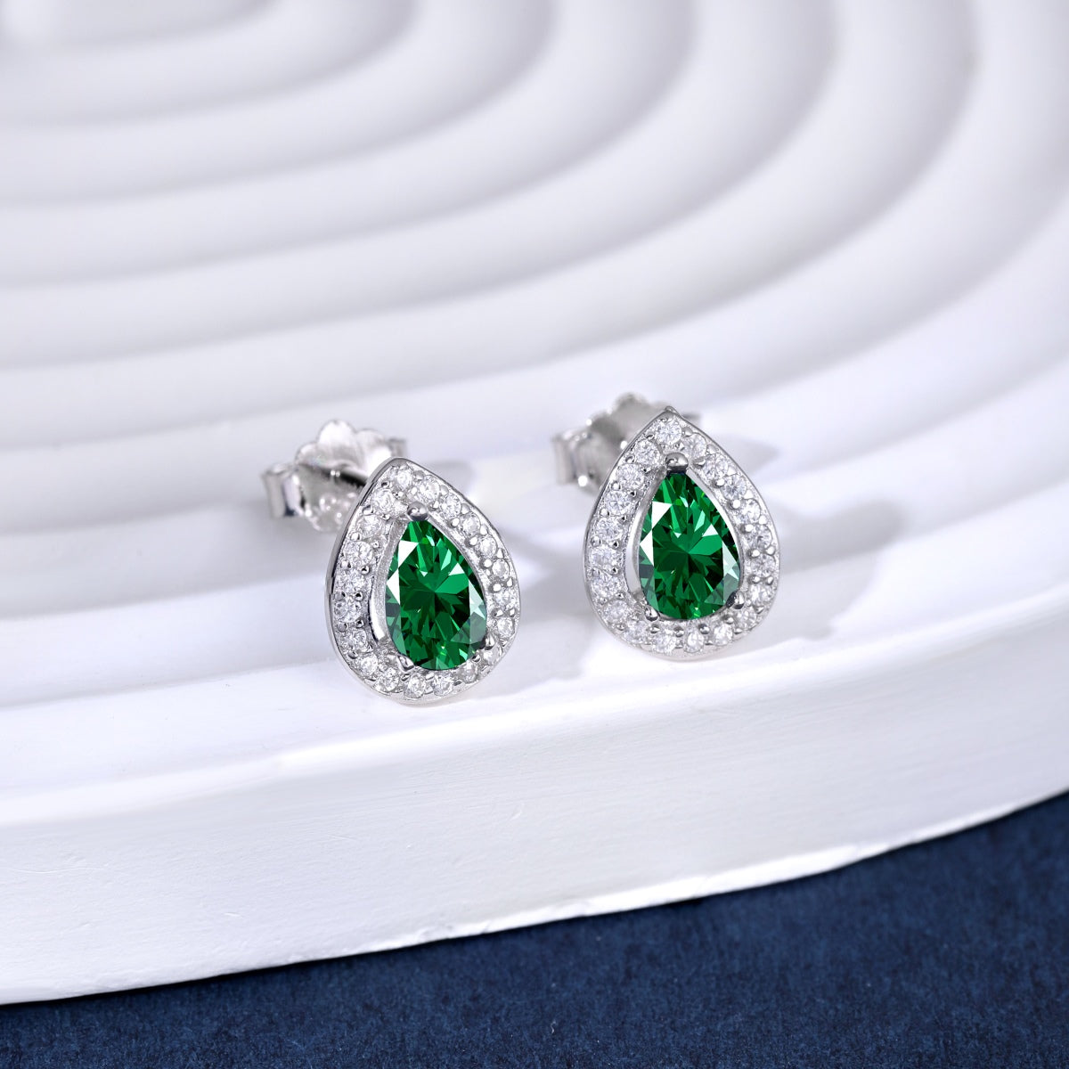 [Lora-Jewelry] Boucles d'oreilles luxueuses en forme de goutte d'eau