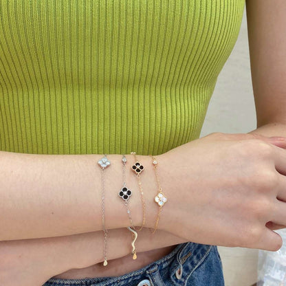 [Lora-Jewelry] Bracelet délicat trèfle à quatre feuilles