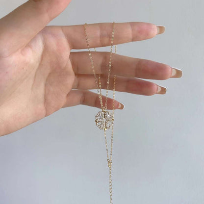 [Lora-Jewelry] Collier en forme de cœur orné de fleurs taillées
