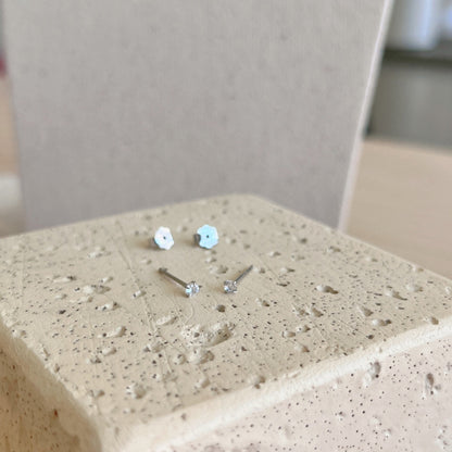 [Lora-Jewelry] Boucles d'oreilles solitaires délicates