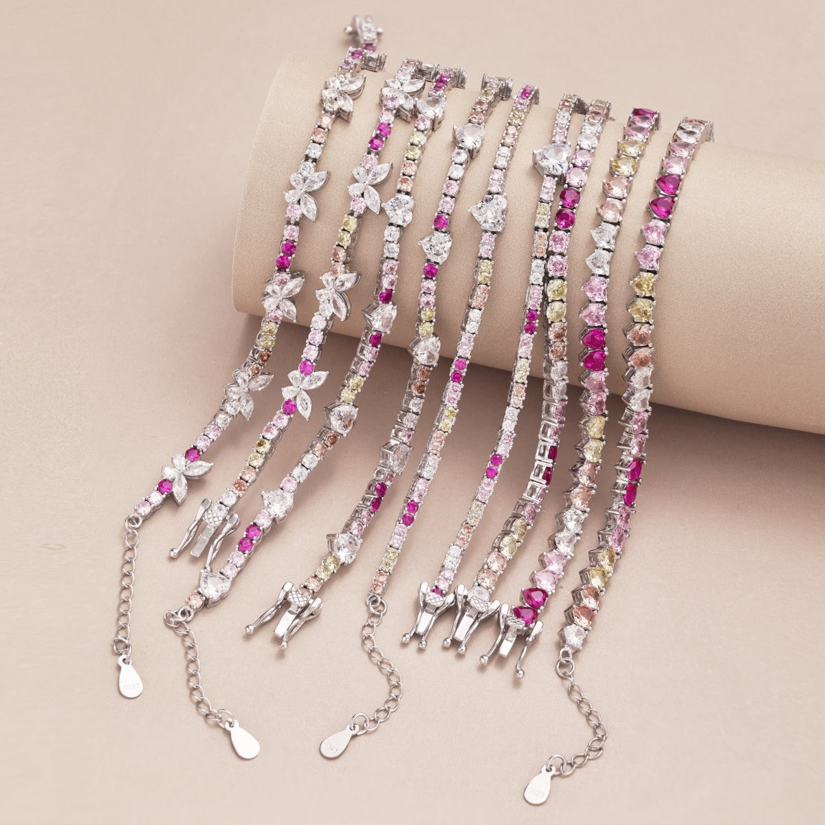 [Lora-Jewelry] Chaîne de tennis arc-en-ciel délicate et colorée