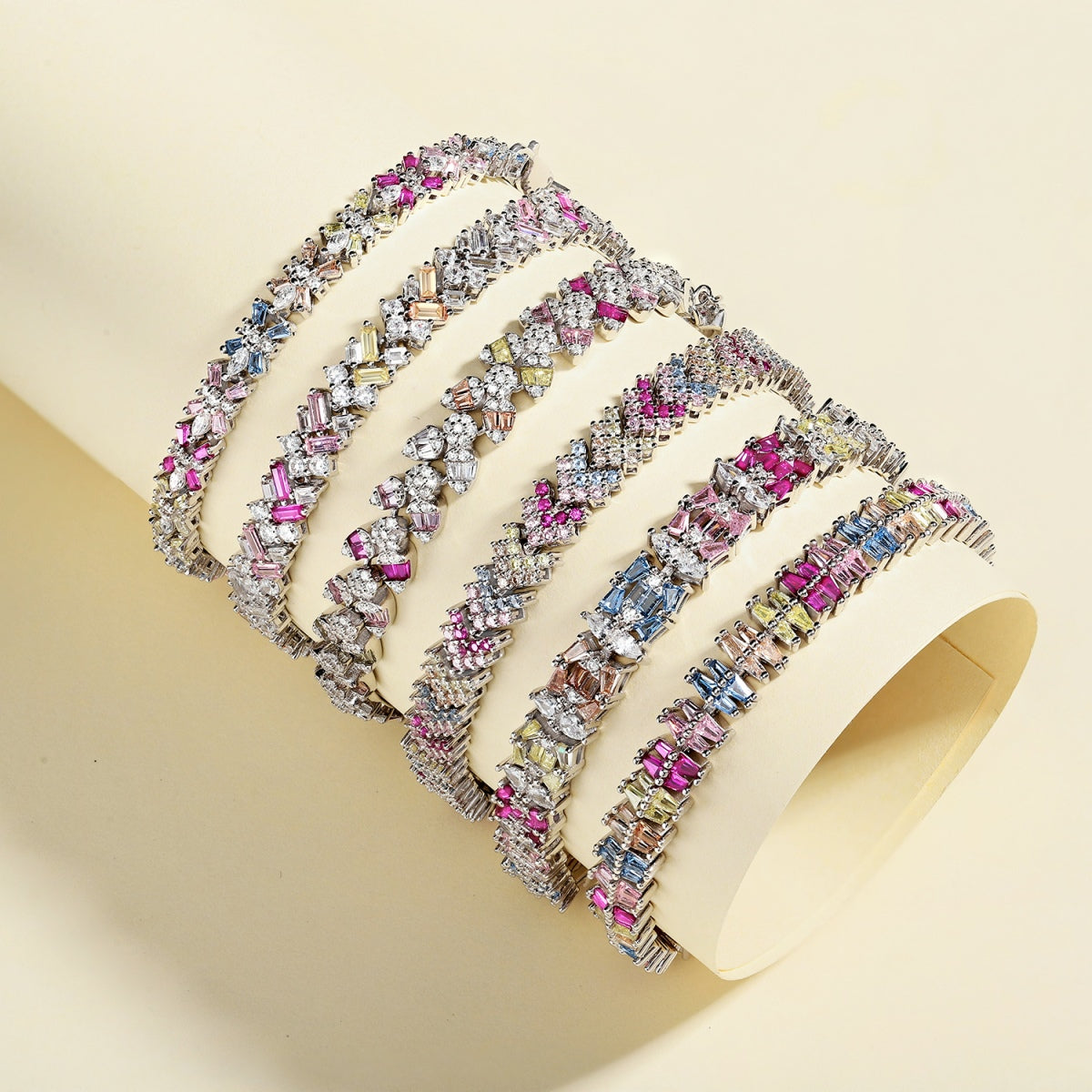 [Lora-Jewelry]Sparkling Exquisite Multi Cut Party Bracelet