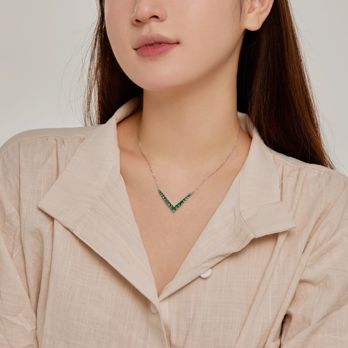 [Lora-Jewelry] Collier rond orné