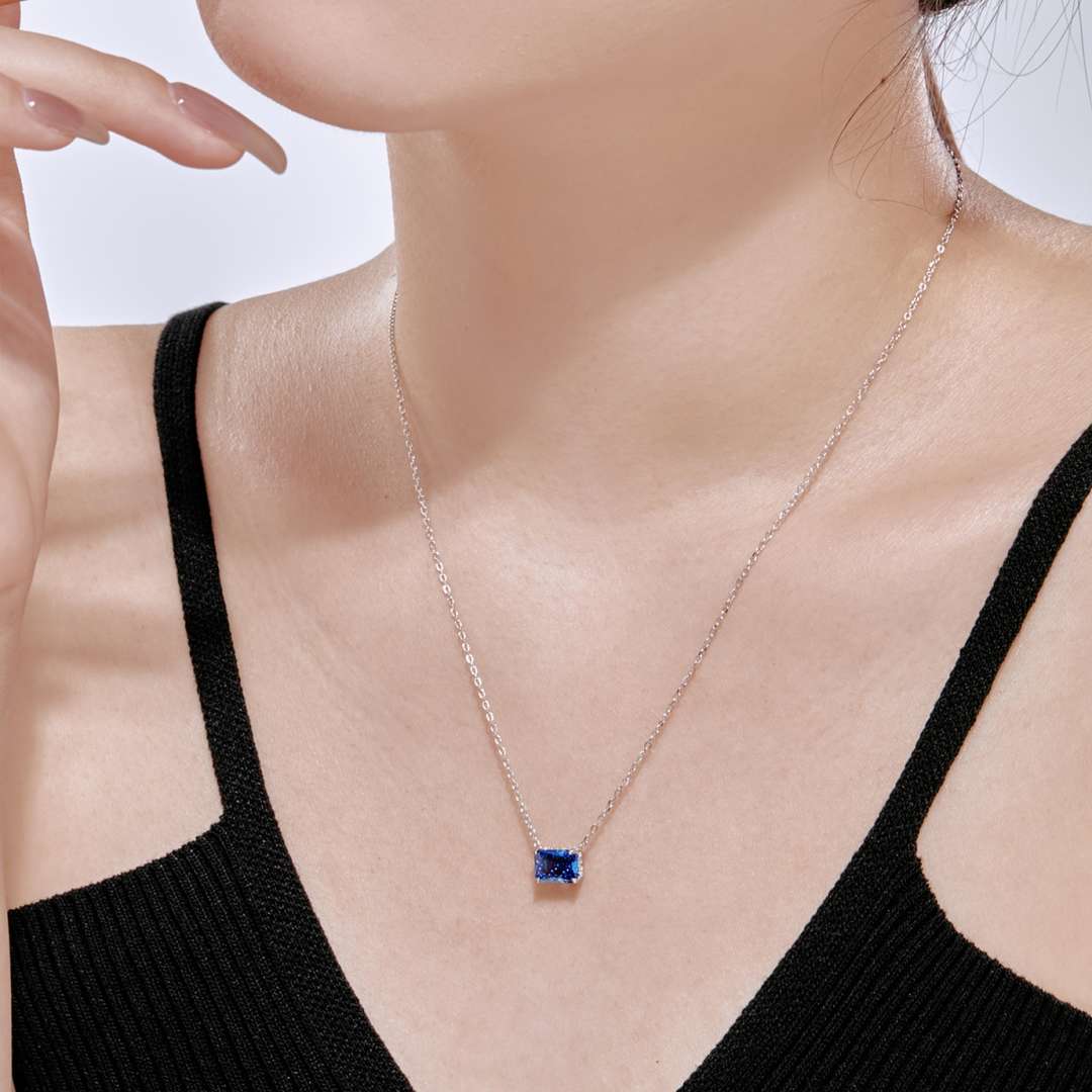 [Lora-Jewelry] Collier luxueux de forme carrée et coloré