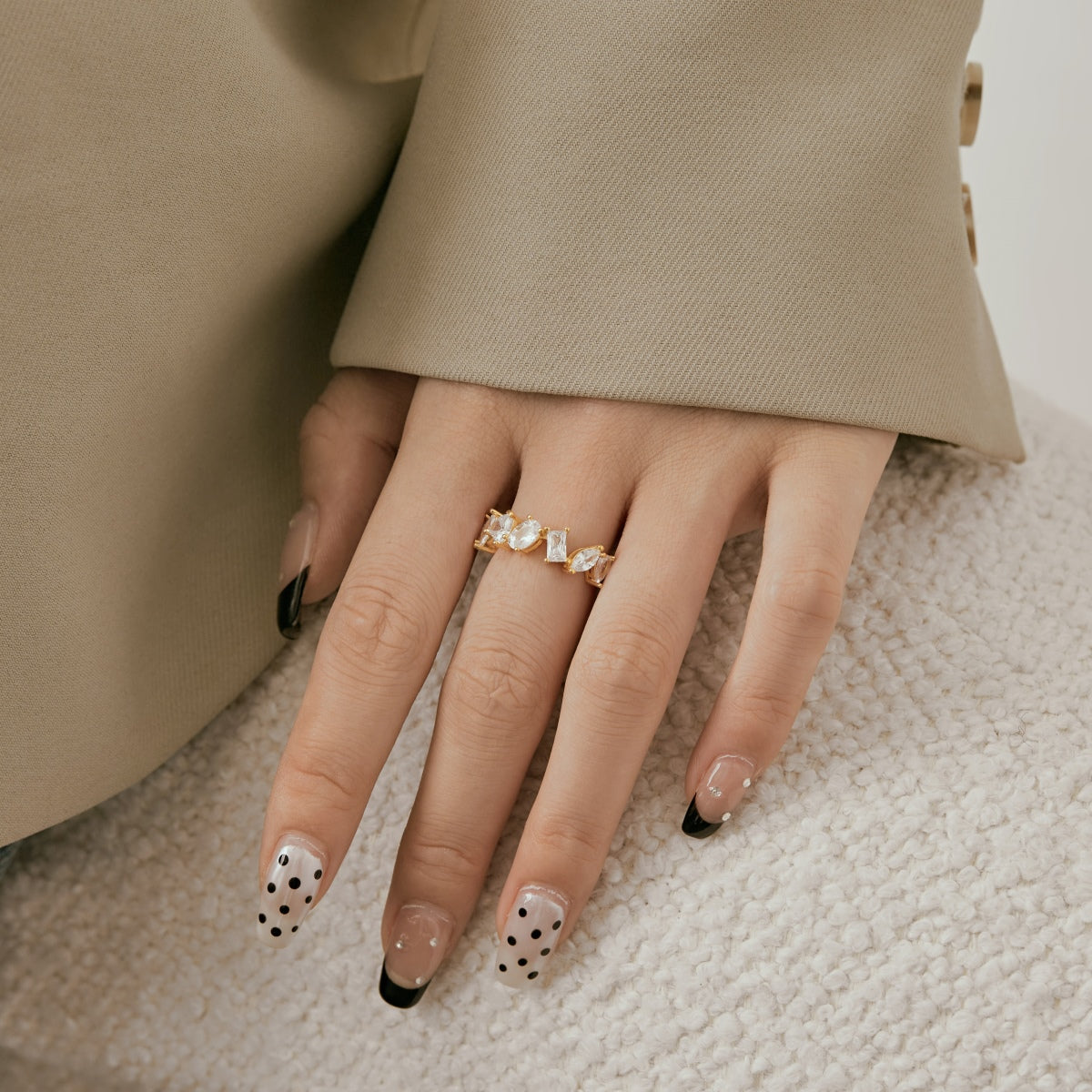 [Lora-Jewelry] Bague délicate à plusieurs coupes
