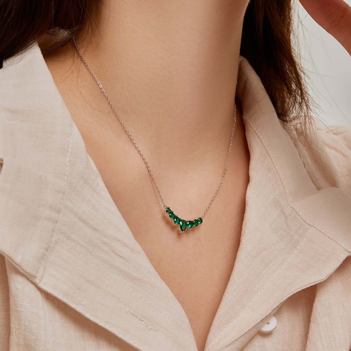 [Lora-Jewelry] Collier délicat en forme de cœur coloré