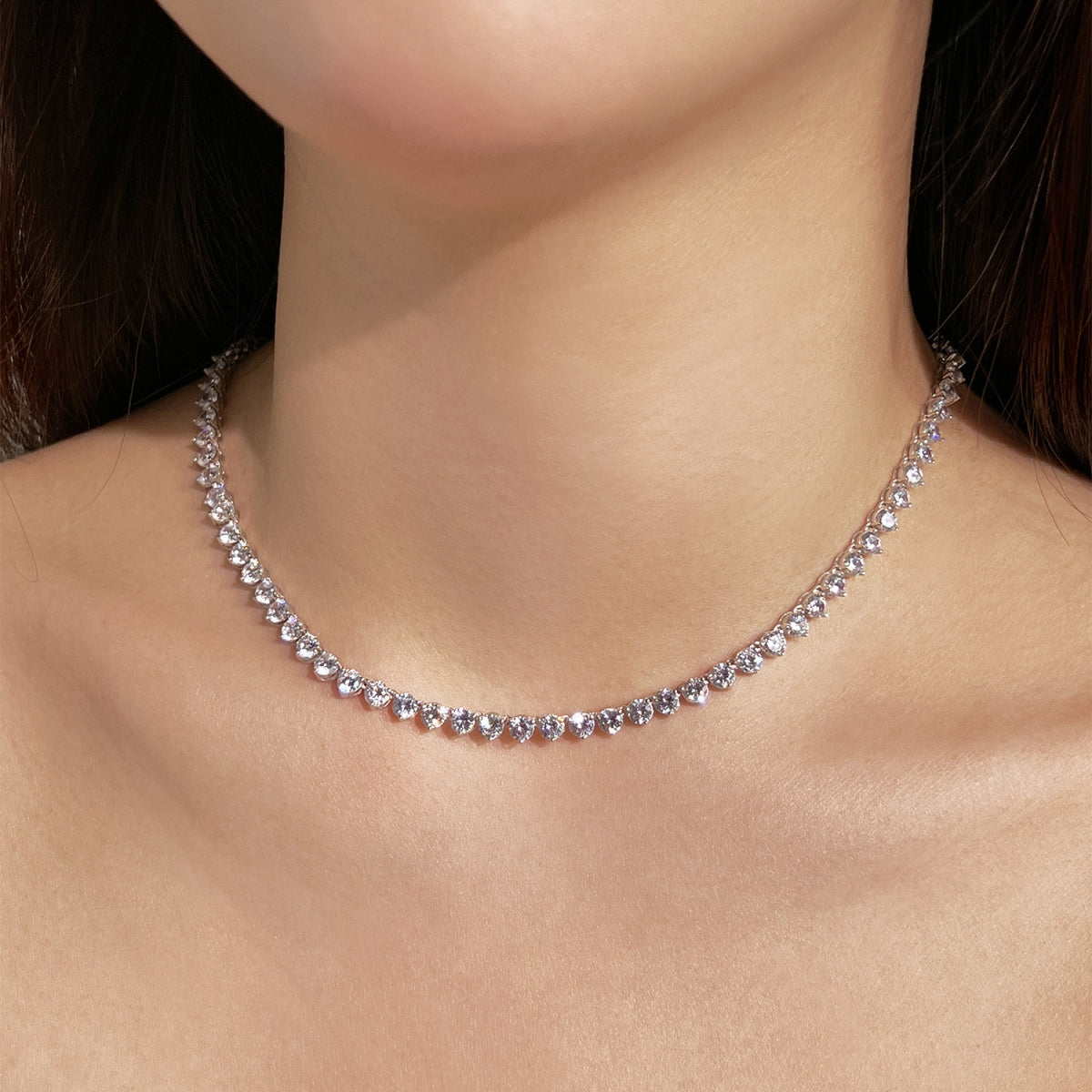 [Lora-Jewelry] Collier tennis orné de cœurs taillés