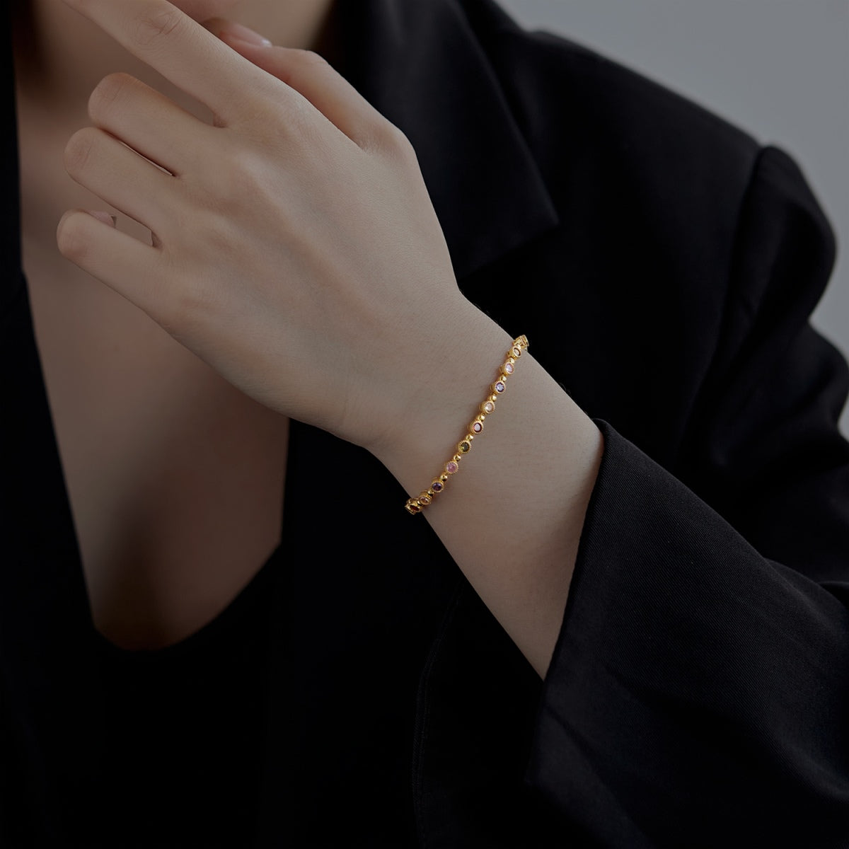 [Lora-Jewelry] Bracelet de fête scintillant et exquis à coupe ronde