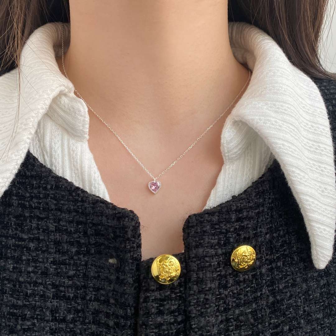 [Lora-Jewelry] Collier en forme de cœur orné