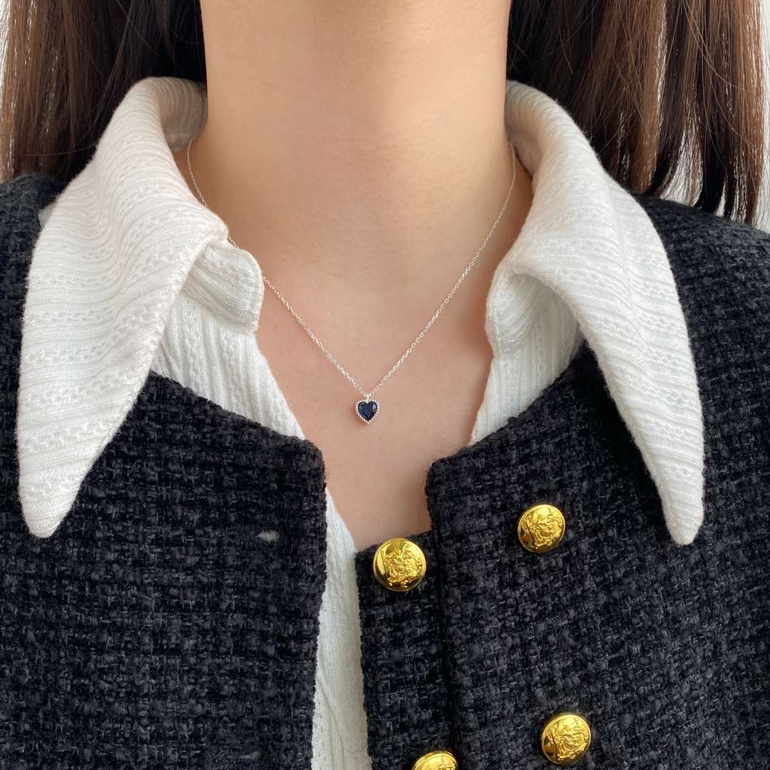 [Lora-Jewelry] Collier en forme de cœur orné