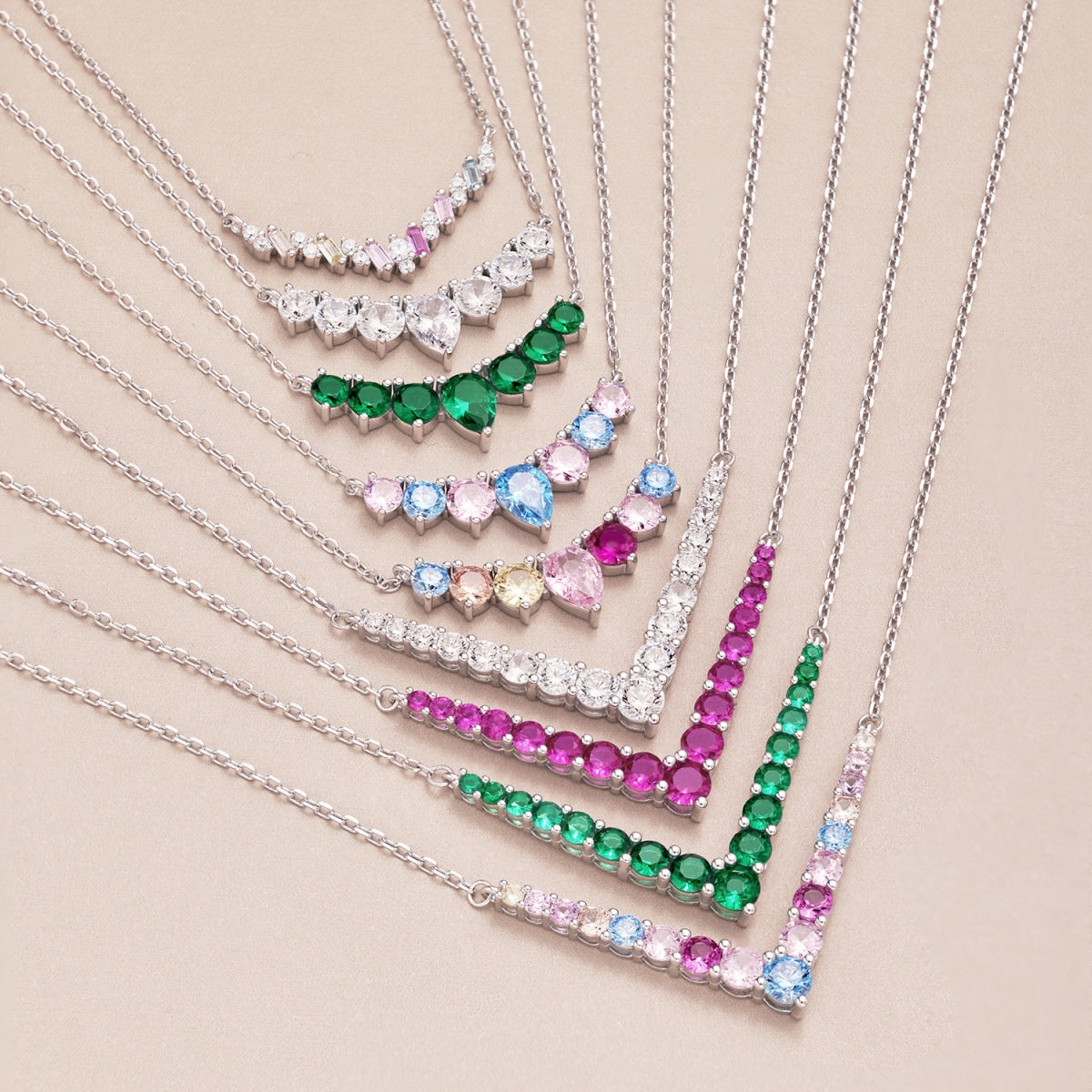 [Lora-Jewelry] Collier délicat en forme de cœur coloré