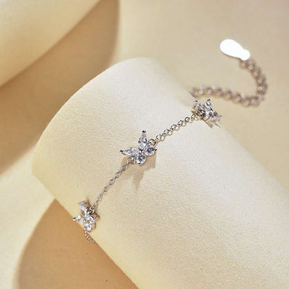 [Lora-Jewelry] Collier en forme de papillon rayonnant