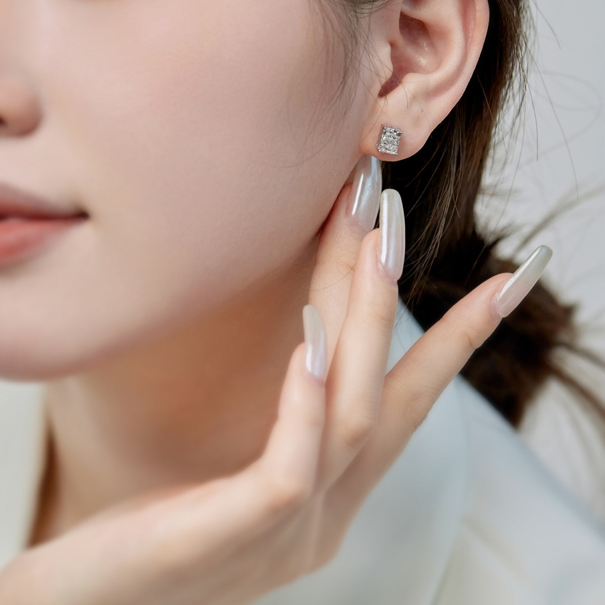 [Lora-Jewelry]輝くラグジュアリーなプリンセスカットデイリーイヤリング
