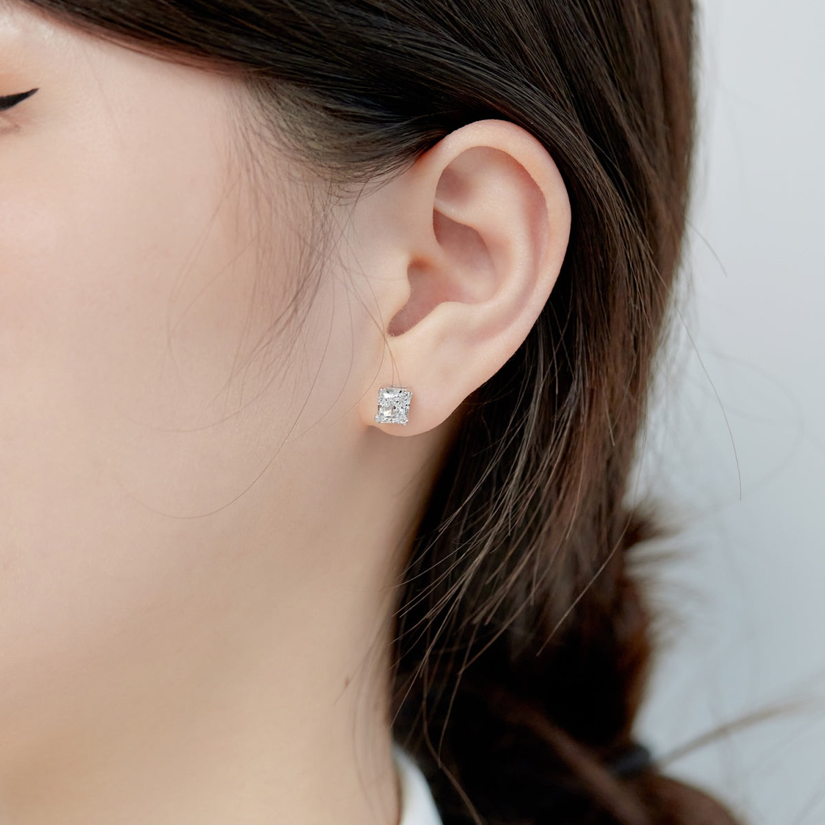 [Lora-Jewelry] Boucles d'oreilles de mariage taille princesse radieuse de 1,0 carat