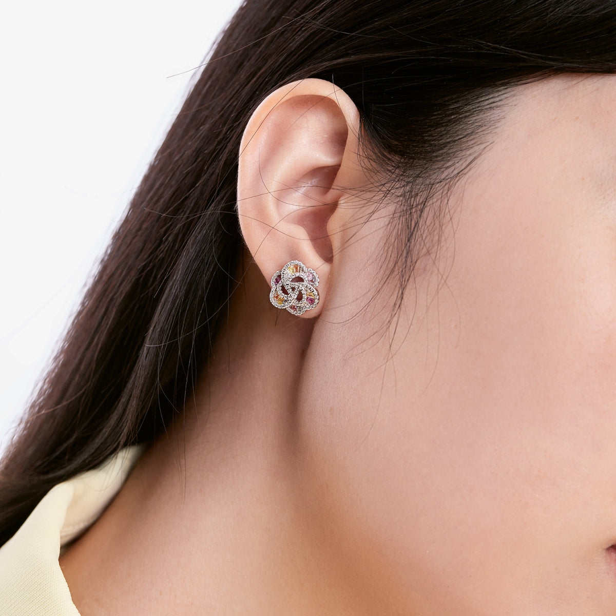 [Lora-Jewelry] Boucles d'oreilles exquises en forme de fleur pour un usage quotidien