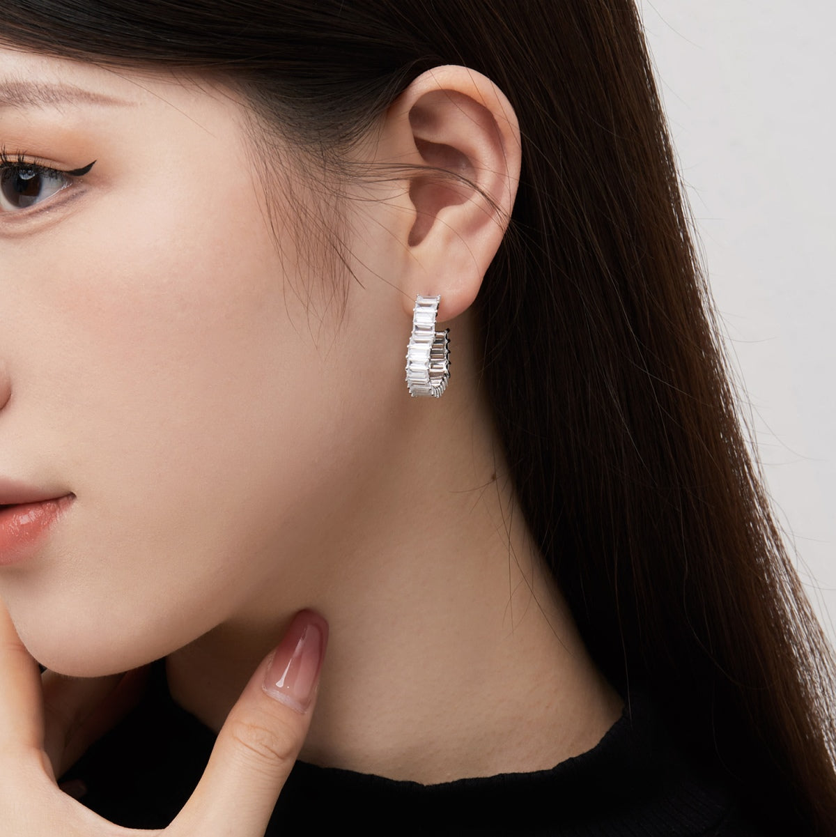 [Lora-Jewelry] Boucles d'oreilles découpées en forme de cœur rayonnant