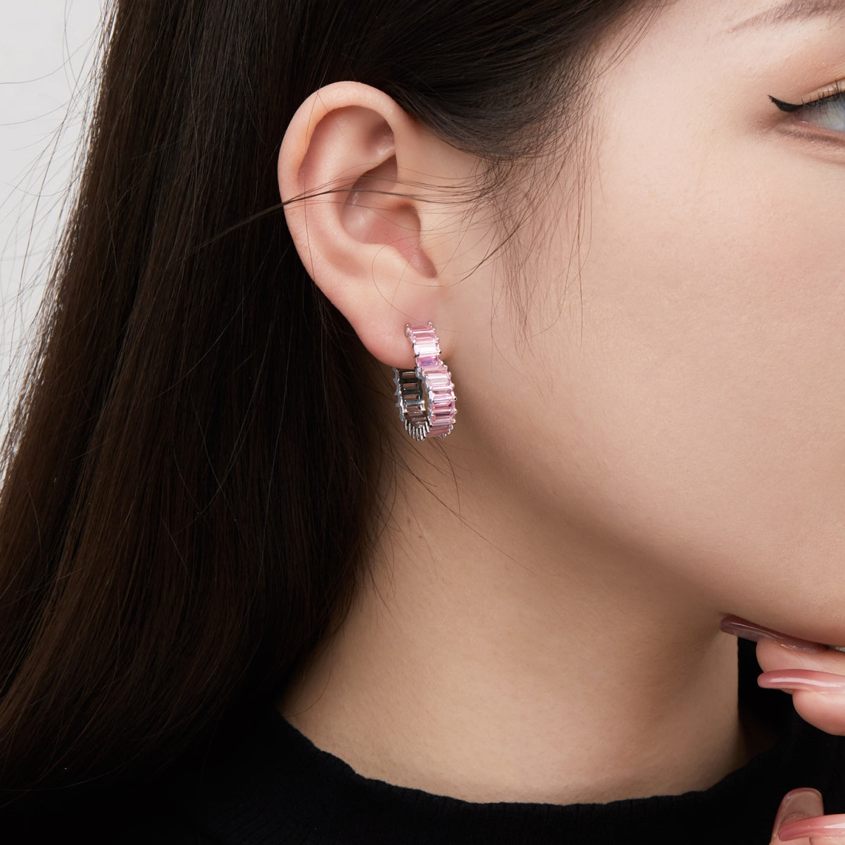 [Lora-Jewelry] Boucles d'oreilles découpées en forme de cœur rayonnant