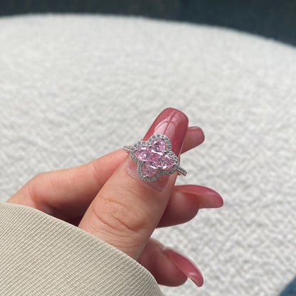 [Lora-Jewelry] Bague de banquet luxueuse en forme de fleur d'éternité