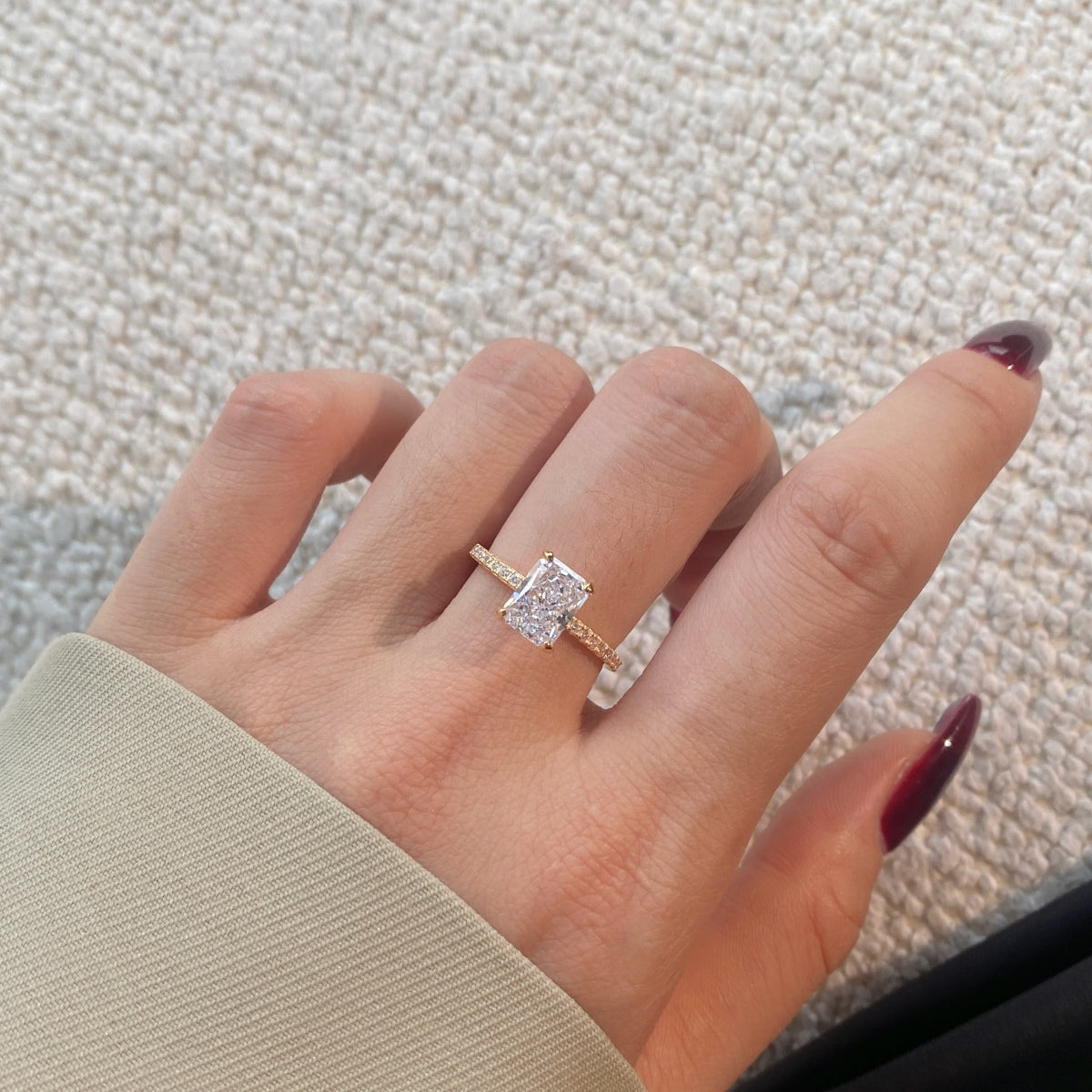 [Lora-Jewelry] Bague de fête scintillante et éclatante de 2,0 carats