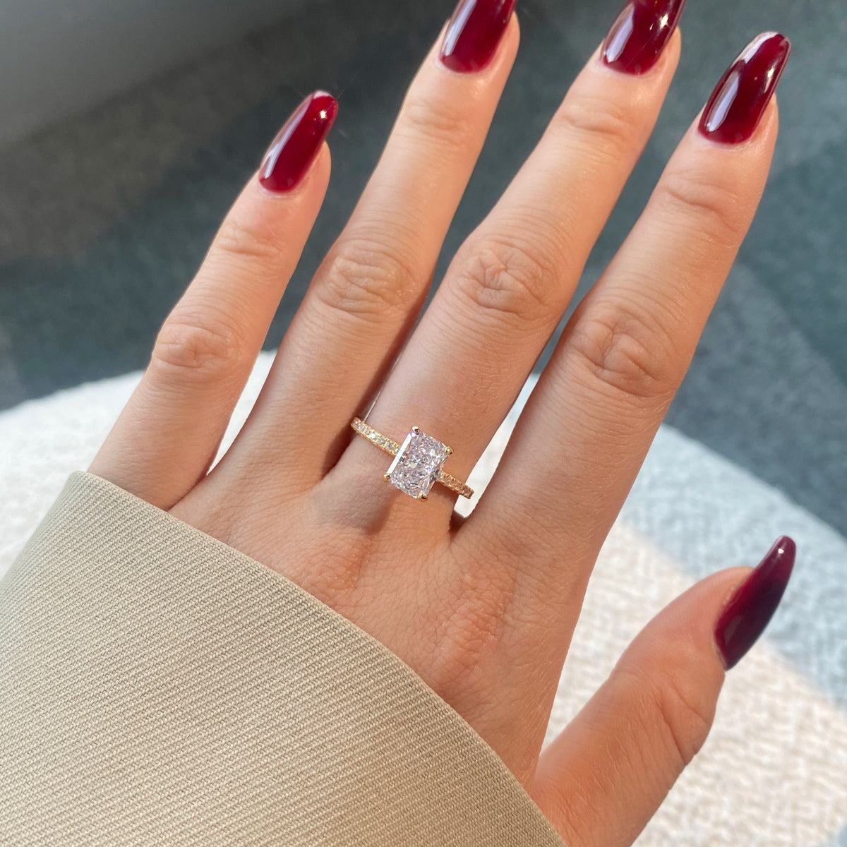 [Lora-Jewelry] Bague de fête scintillante et éclatante de 2,0 carats