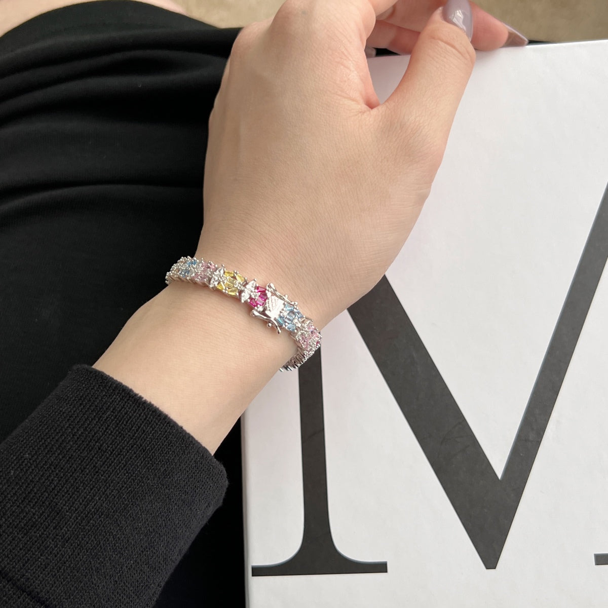 [Lora-Jewelry] Bracelet de fête délicat et coloré à plusieurs coupes