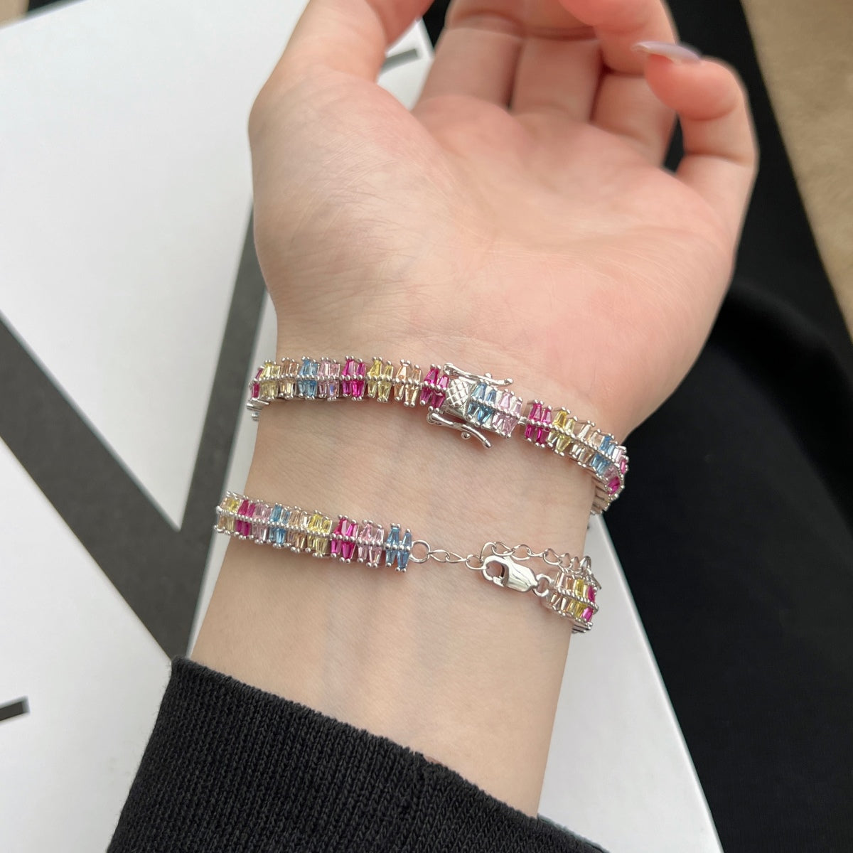 [Lora-Jewelry]Sparkling Exquisite Multi Cut Party Bracelet