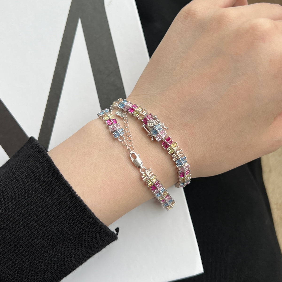 [Lora-Jewelry]Sparkling Exquisite Multi Cut Party Bracelet