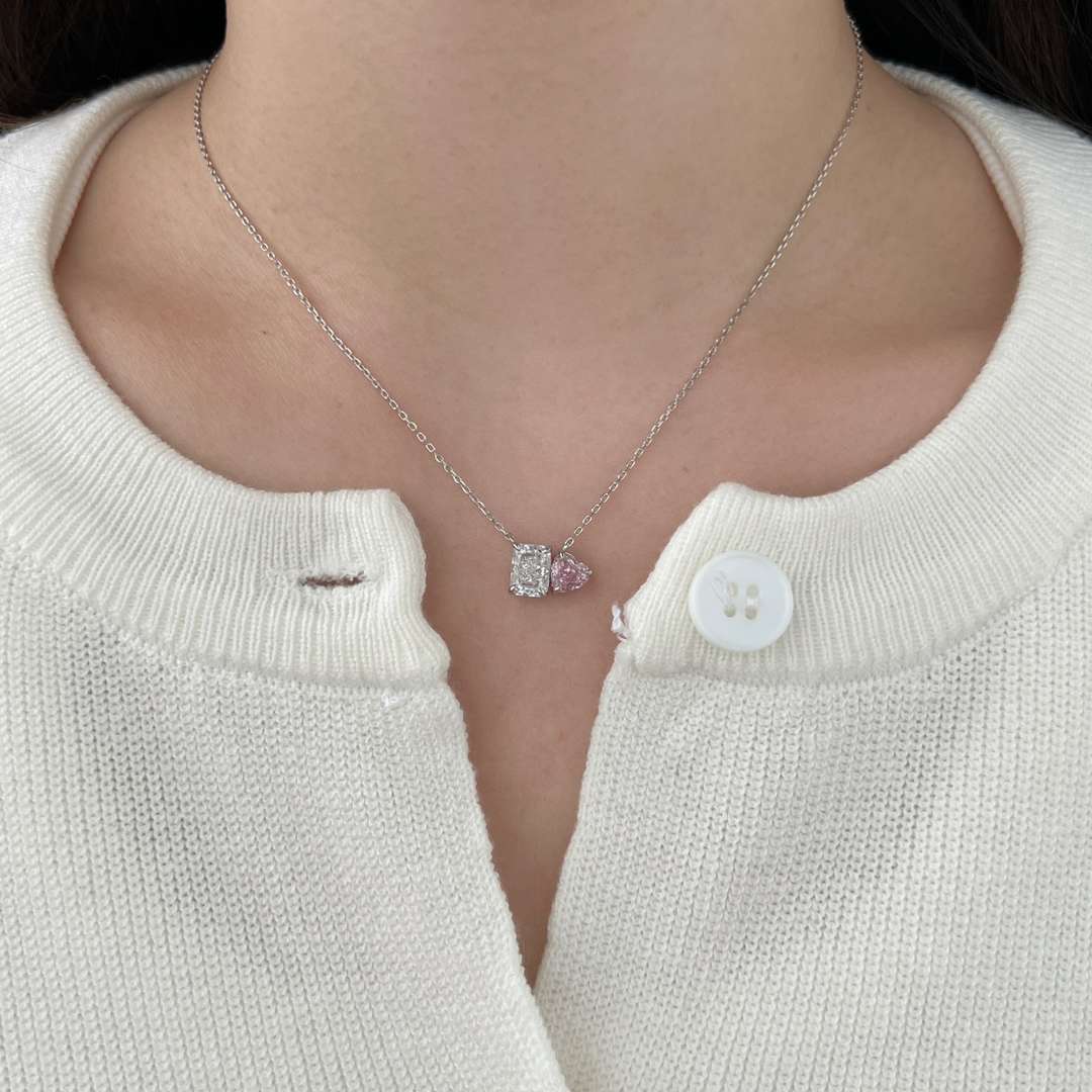 [Lora-Jewelry] Collier éblouissant en forme de carré et de cœur