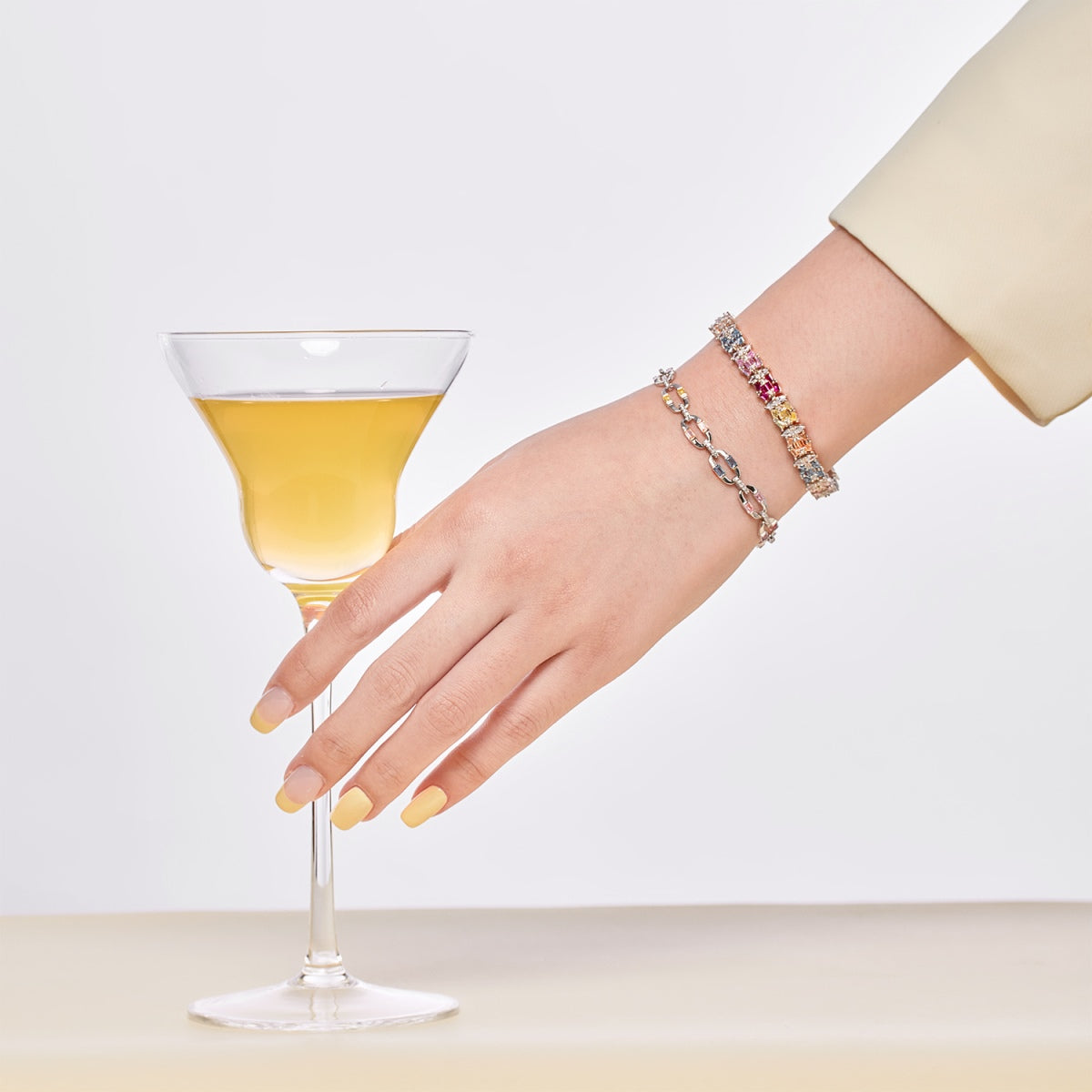 [Lora-Jewelry] Bracelet de fête délicat et coloré à plusieurs coupes