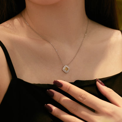 [Lora-Jewelry] Collier scintillant en taille Asscher