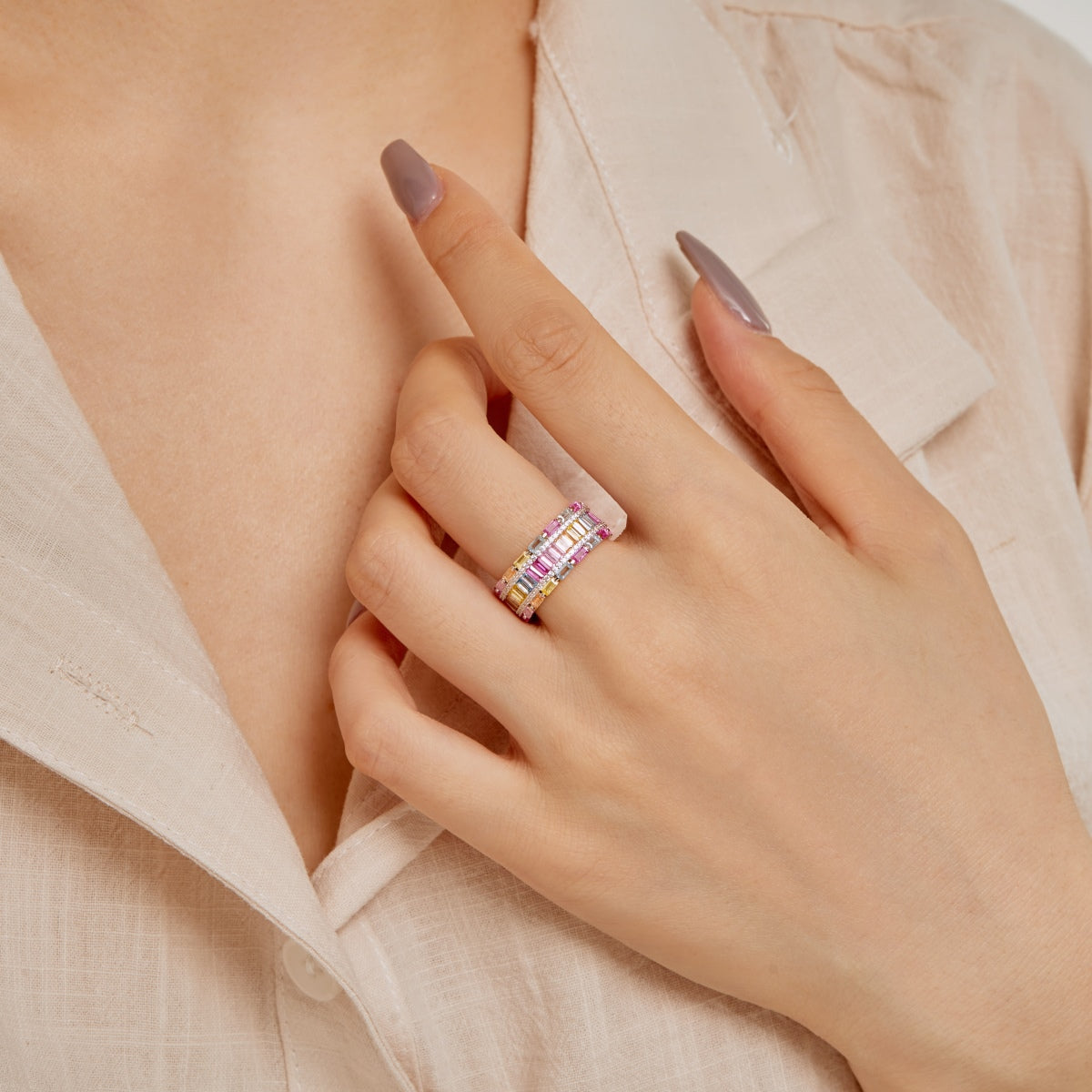 [Lora-Jewelry] Bague de fête éblouissante et colorée avec coupe radiante