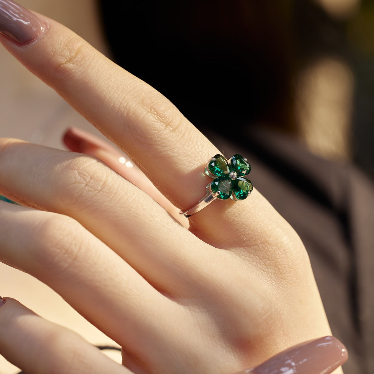 [Lora-Jewelry] Bague boule trèfle à quatre feuilles en forme de cœur