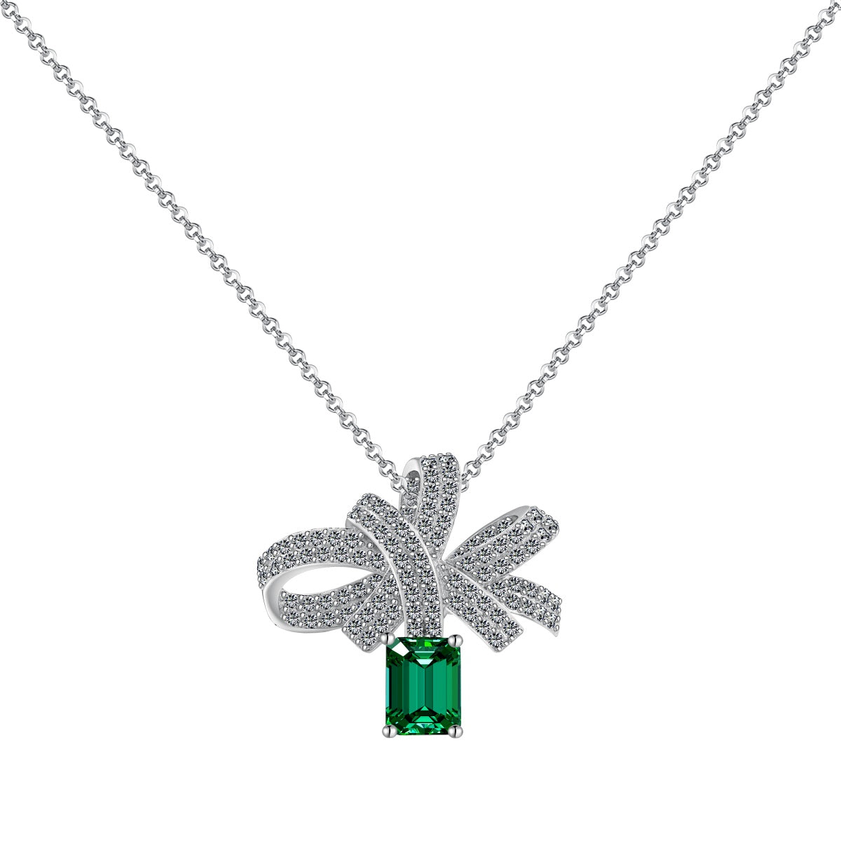 [Lora-Jewelry] Collier luxueux en forme de fleur taille émeraude
