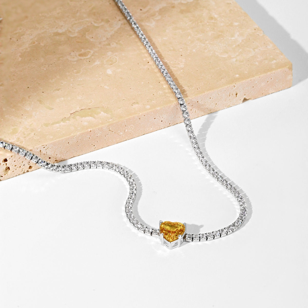 [Lora-Jewelry] Collier en forme de cœur scintillant de 2,0 carats