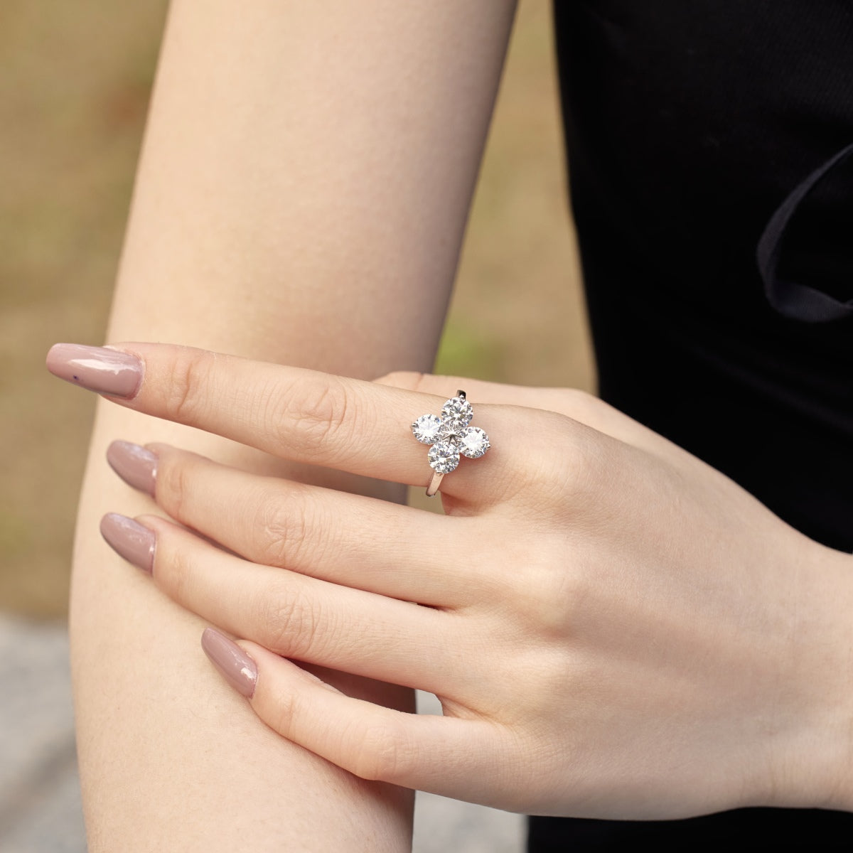 [Lora-Jewelry] Bague trèfle à quatre feuilles et étoile à huit branches