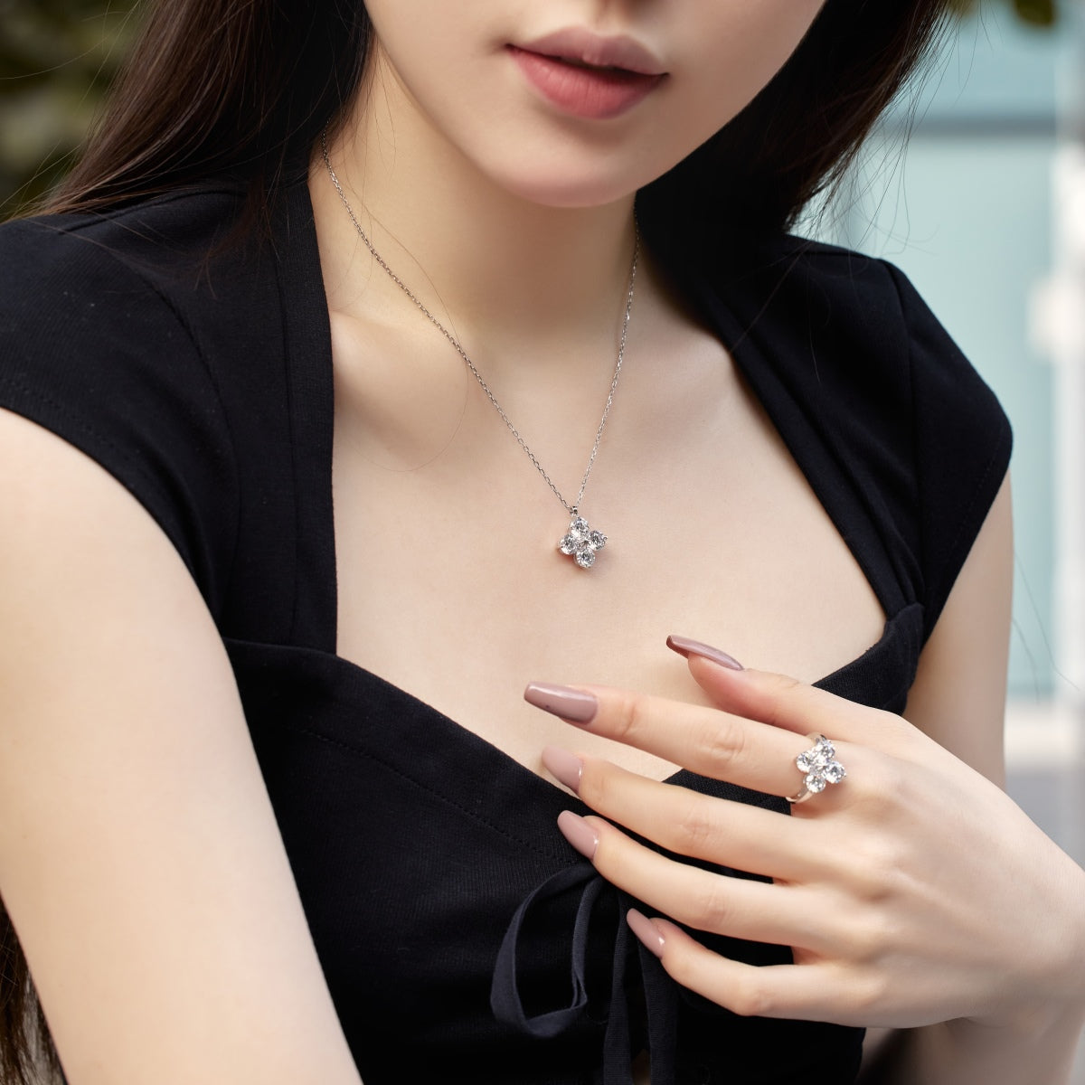 [Lora-Jewelry]四つ葉のクローバーと八芒星のネックレス