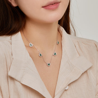[Lora-Jewelry] Collier scintillant à cinq cœurs