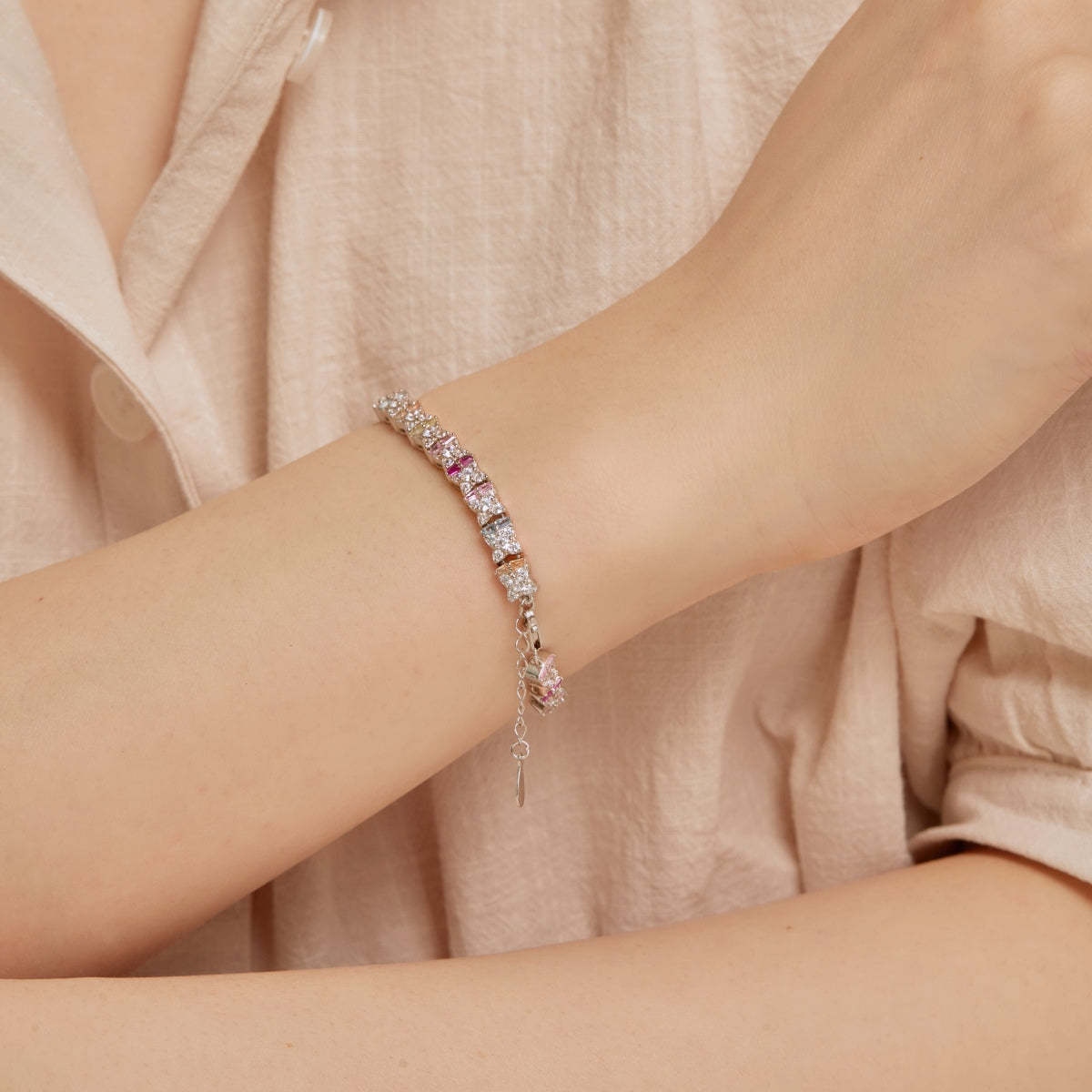 [Lora-Jewelry] Bracelet quotidien unique en forme de fleur colorée