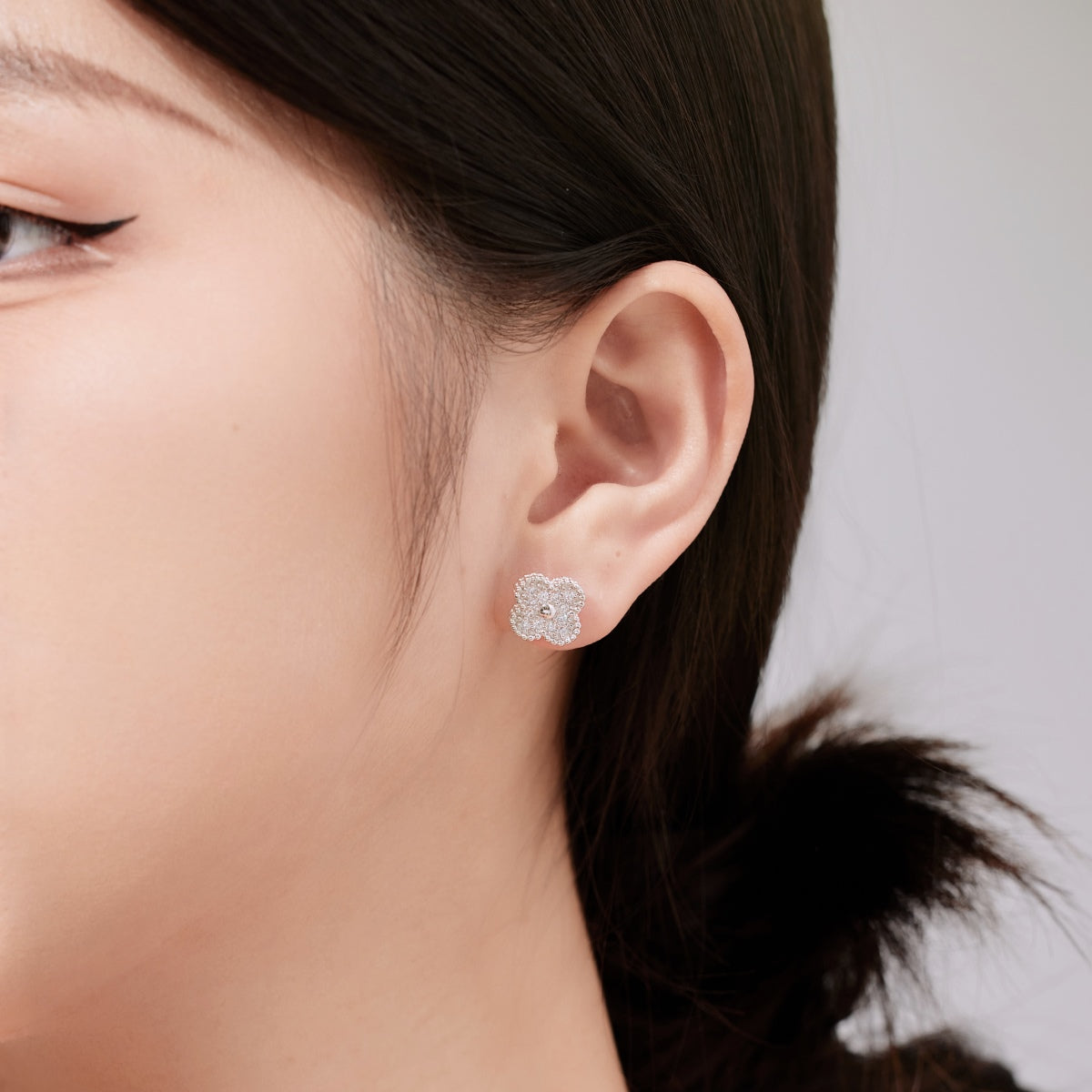 [Lora-Jewelry] Boucles d'oreilles fantaisie trèfle à quatre feuilles