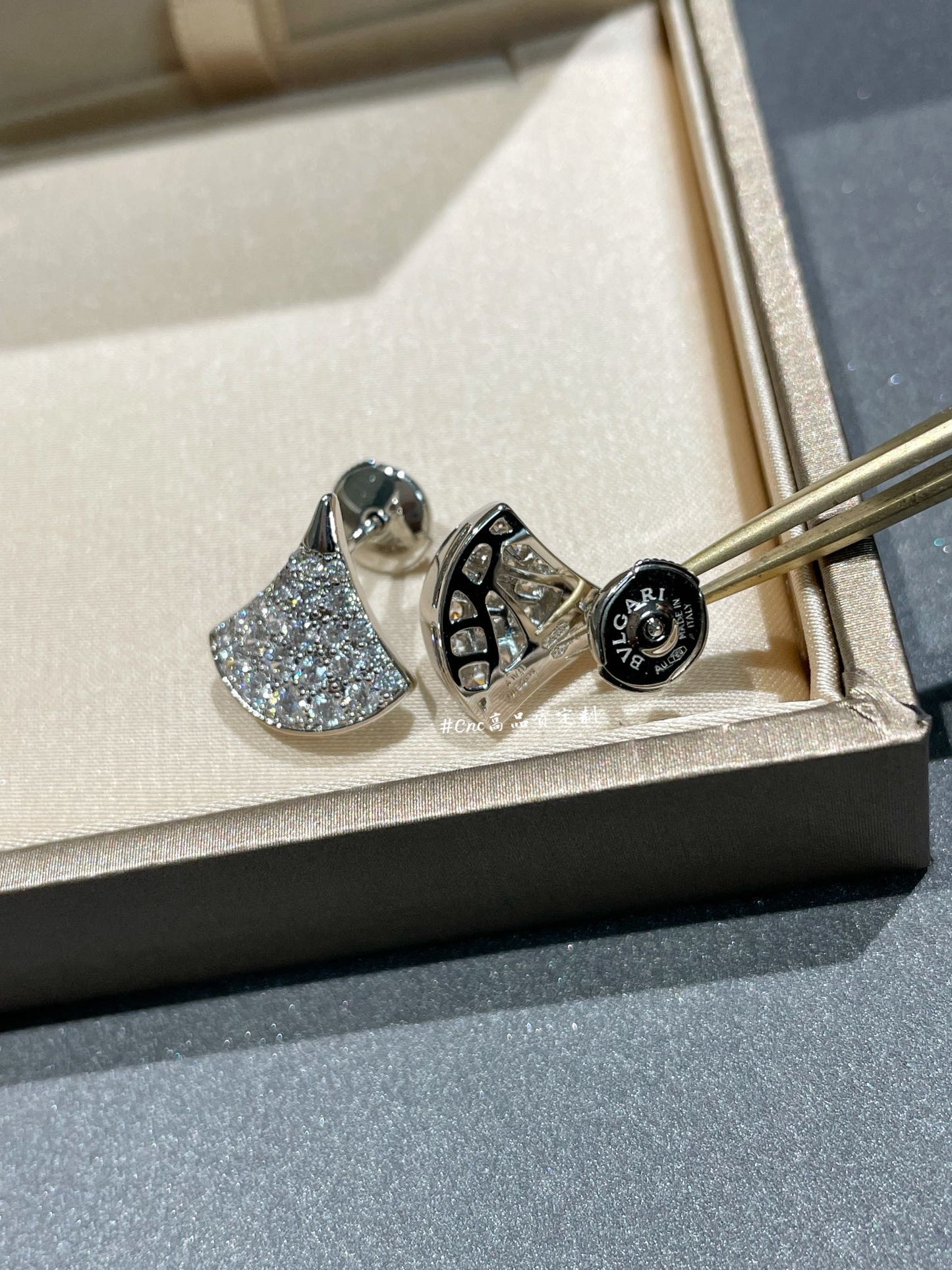 [ローラジュエリー]ドリームスタッドピアス ダイヤモンド