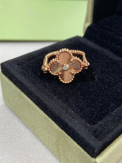 [Lora-Jewelry]CLOVER RIVERSIBLE PINK GOLD RING