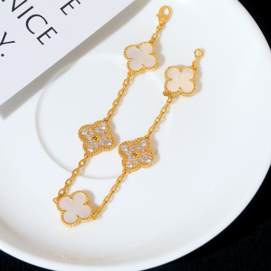 [Lora-Jewelry]CLOVER BRACELET 5 MOTIF WHITE MOP DIAMOND