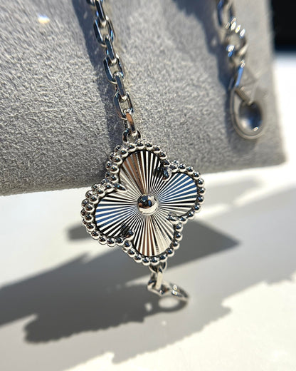 [Lora-Jewelry]CLOVER 5 MOTIF SILVER DIAMOND BRACELET