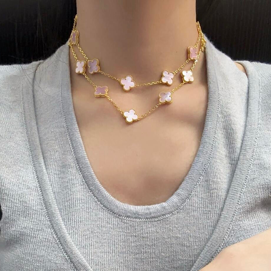 [Lora-Jewelry] COLLIER NACRE ROSE À 20 MOTIFS CLOVER