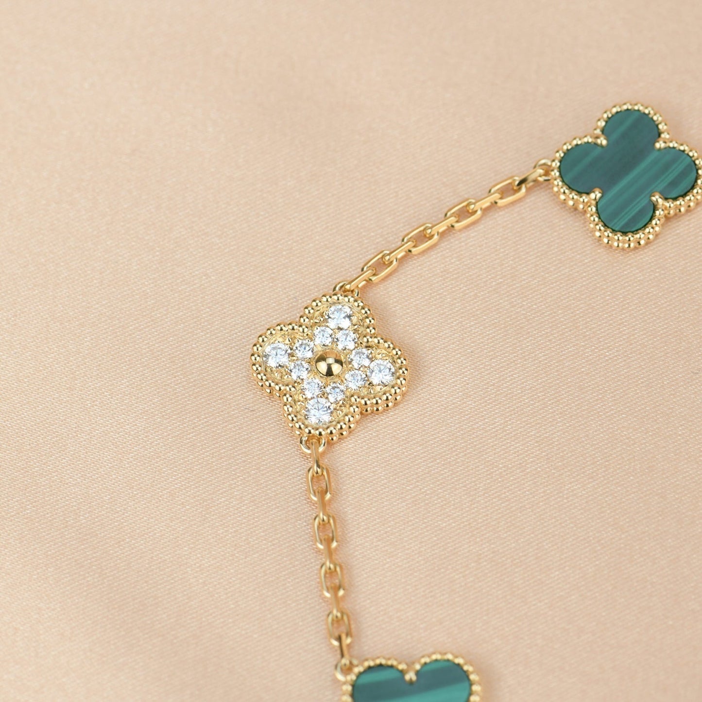 [Lora-Jewelry]CLOVER  5 MOTIF MALACHITE DIAMOND BRACELET